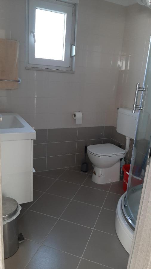 Holiday House Romi Пула Екстериор снимка